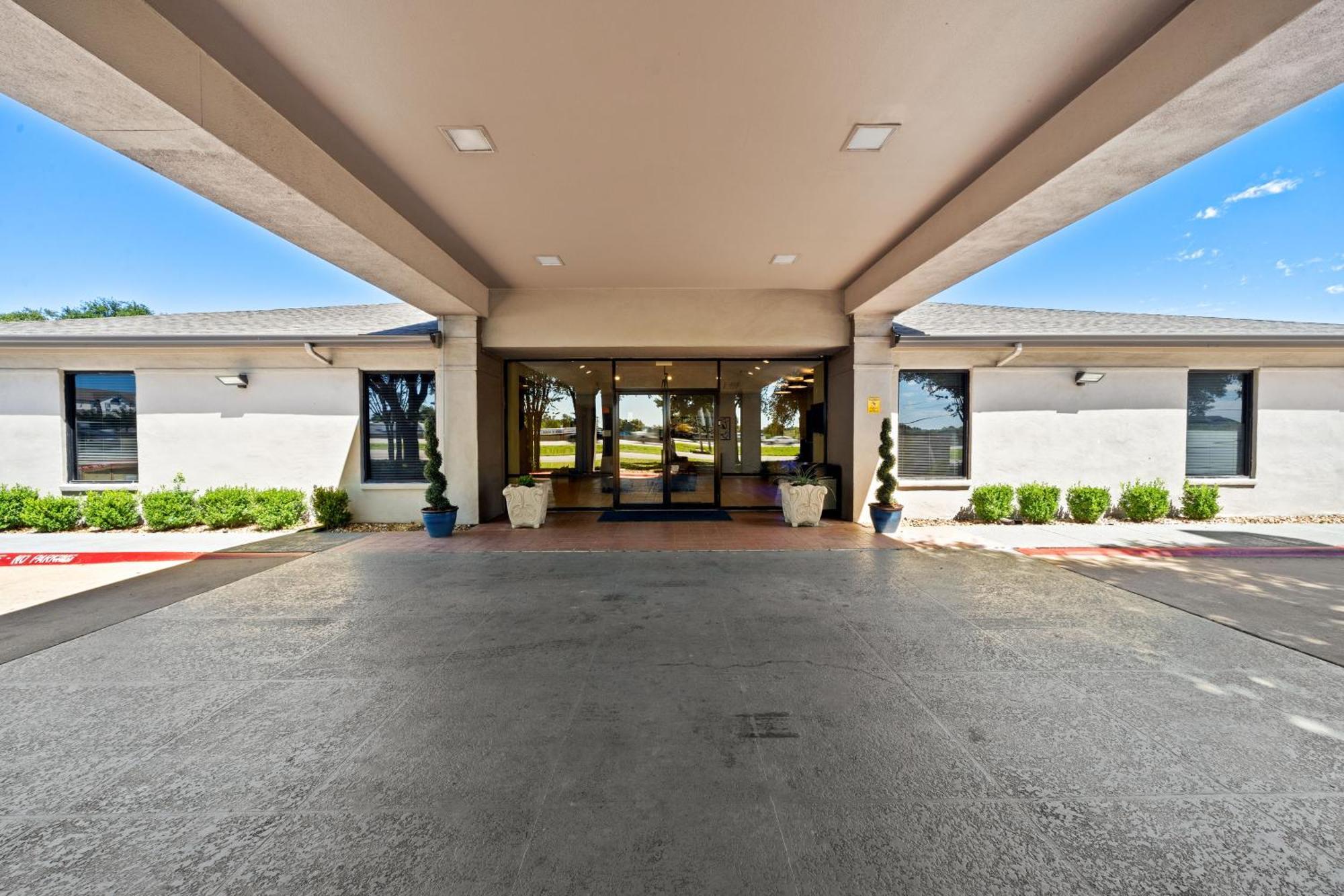 Days Inn By Wyndham Round Rock Exterior foto